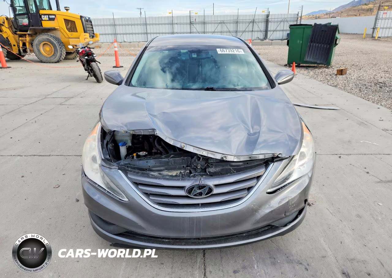 2014 Hyundai Sonata Gls VIN:5NPEB4AC6EH832887 - 5