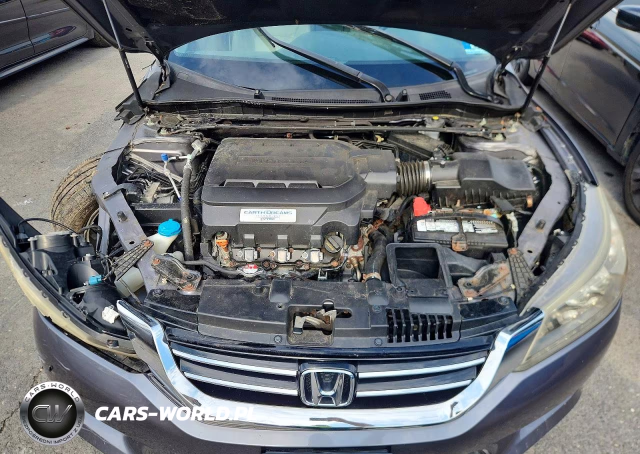 2015 Honda Accord Touring VIN:1HGCR3F91FA034639 - 11