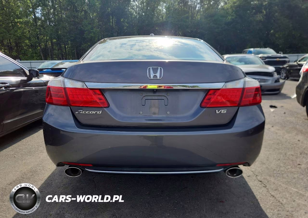 2015 Honda Accord Touring VIN:1HGCR3F91FA034639 - 6