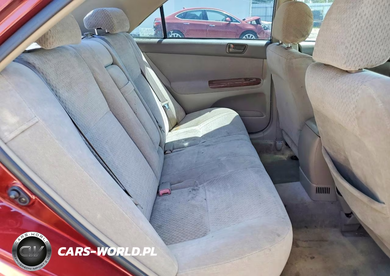 2003 Toyota Camry Le VIN:4T1BE32K53U137048 - 10