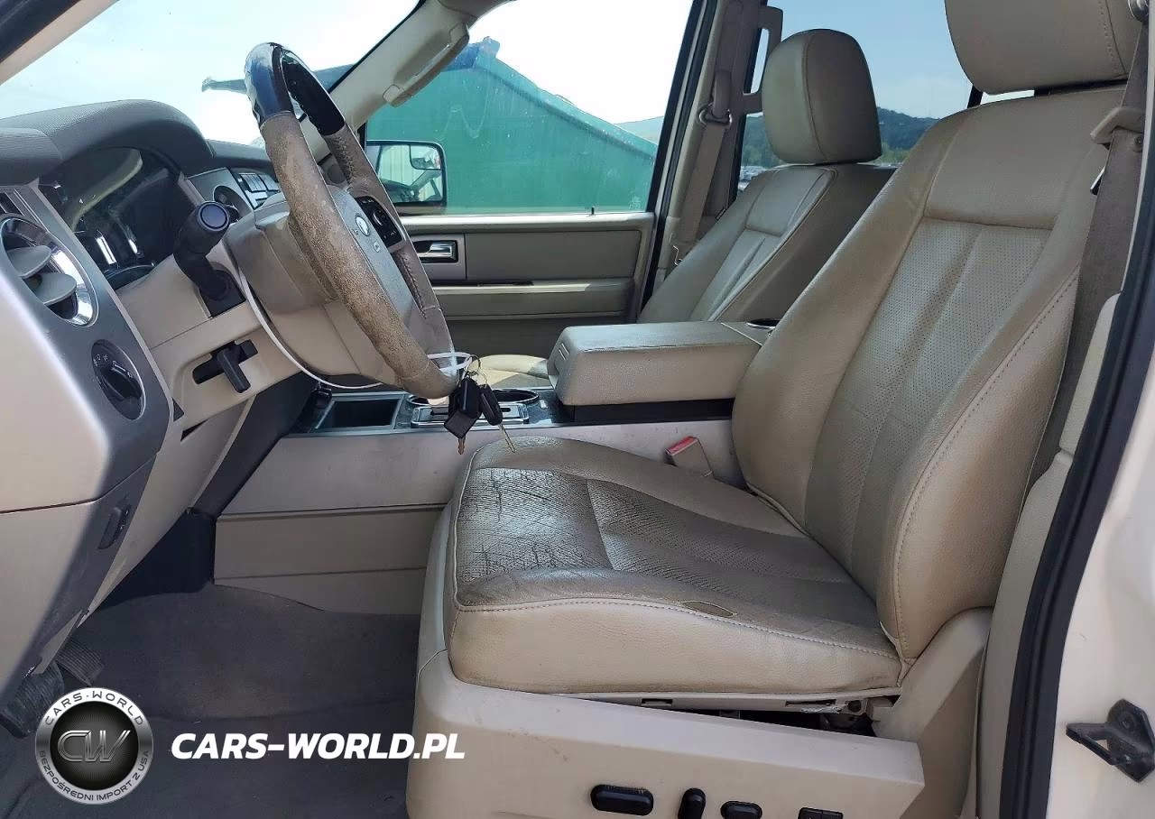 2013 Ford Expedition Limited VIN:1FMJU1K57DEF33278 - 7