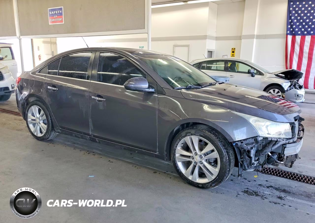 2011 Chevrolet Cruze Ltz VIN:1G1PH5S91B7153859 - 4