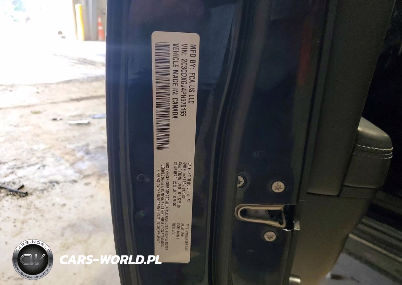 2023 Dodge Charger Scat Pack VIN:2C3CDXGJ4PH570165 - 13