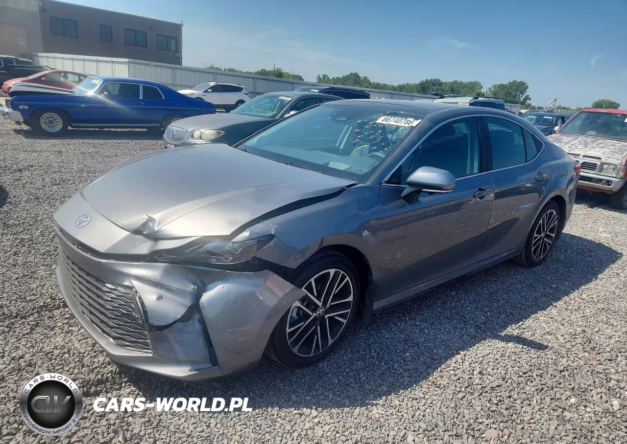2025 Toyota Camry Xle – zdjęcie 1 z 12