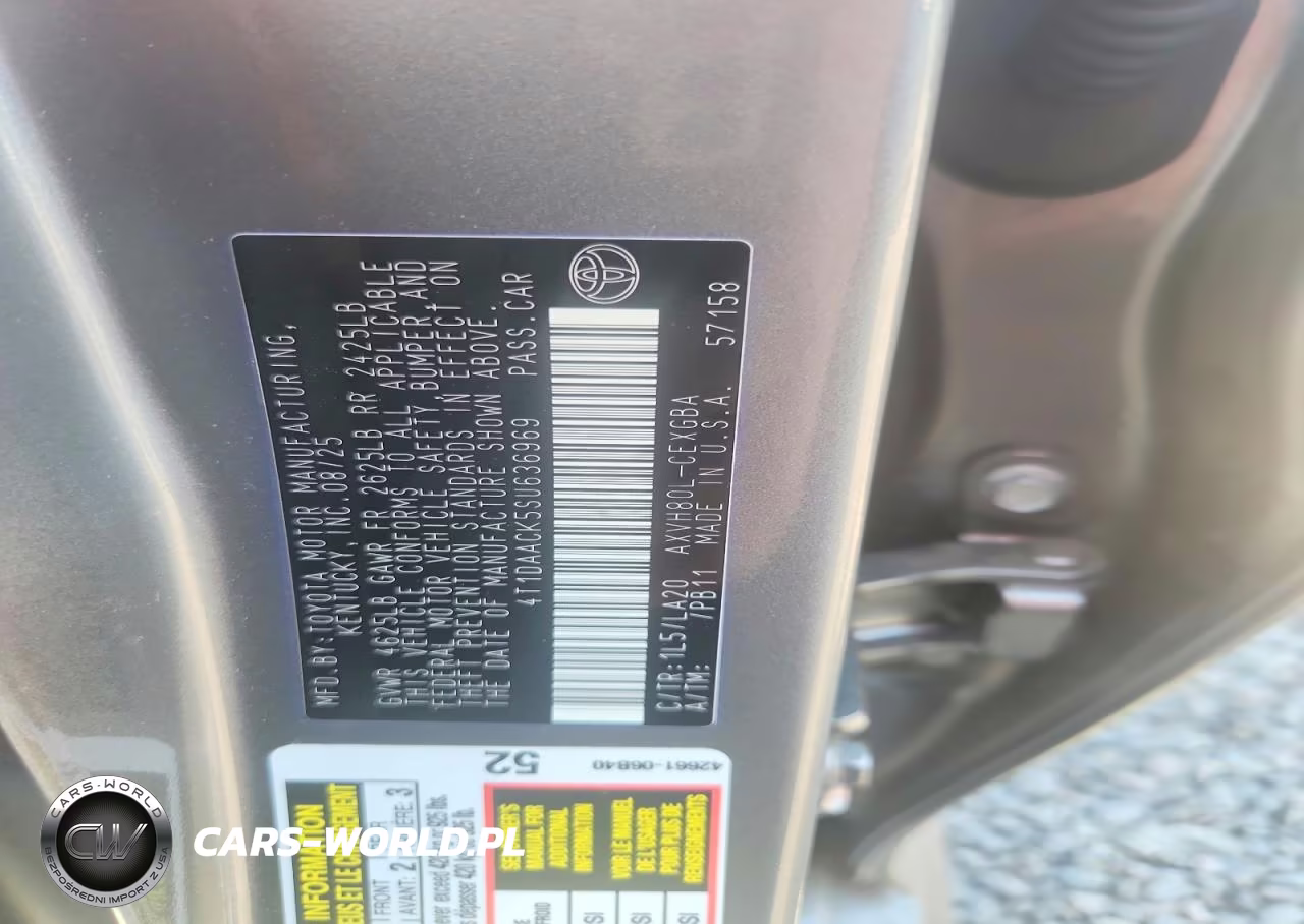 2025 Toyota Camry Xle VIN:4T1DAACK5SU636969 - 12