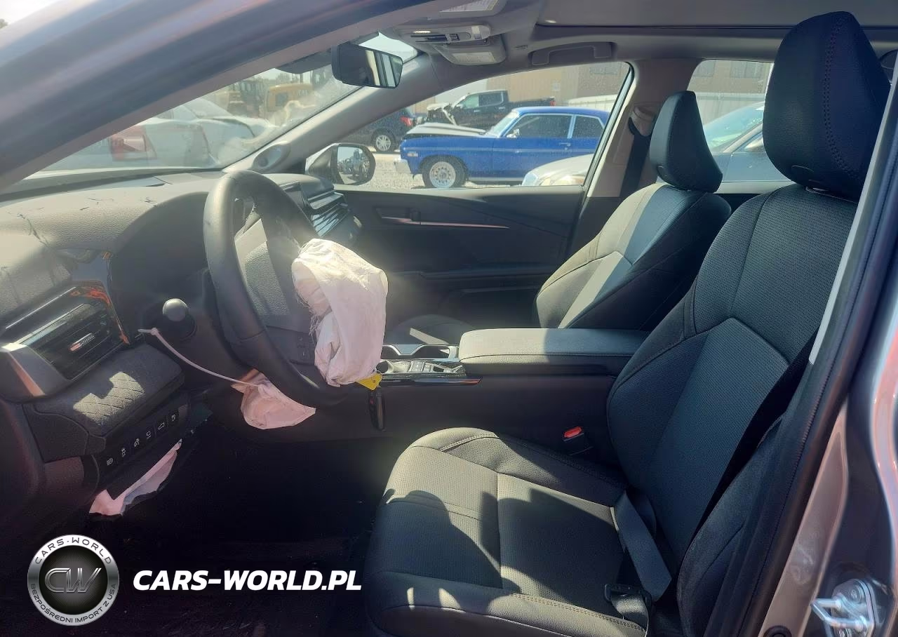 2025 Toyota Camry Xle VIN:4T1DAACK5SU636969 - 7