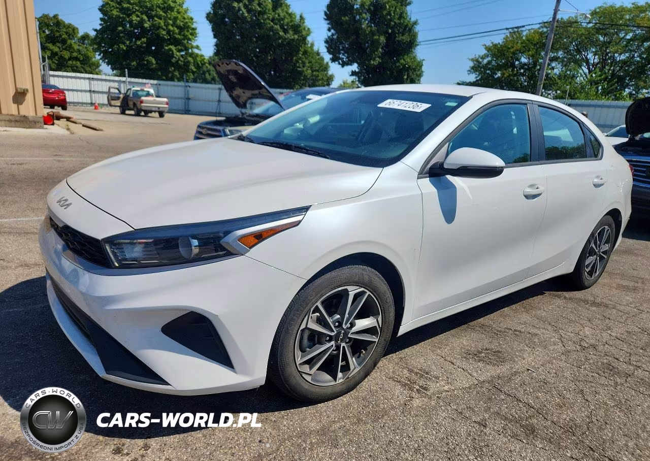 2022 Kia Forte Lxs VIN:3KPF24AD1NE465849 - 1