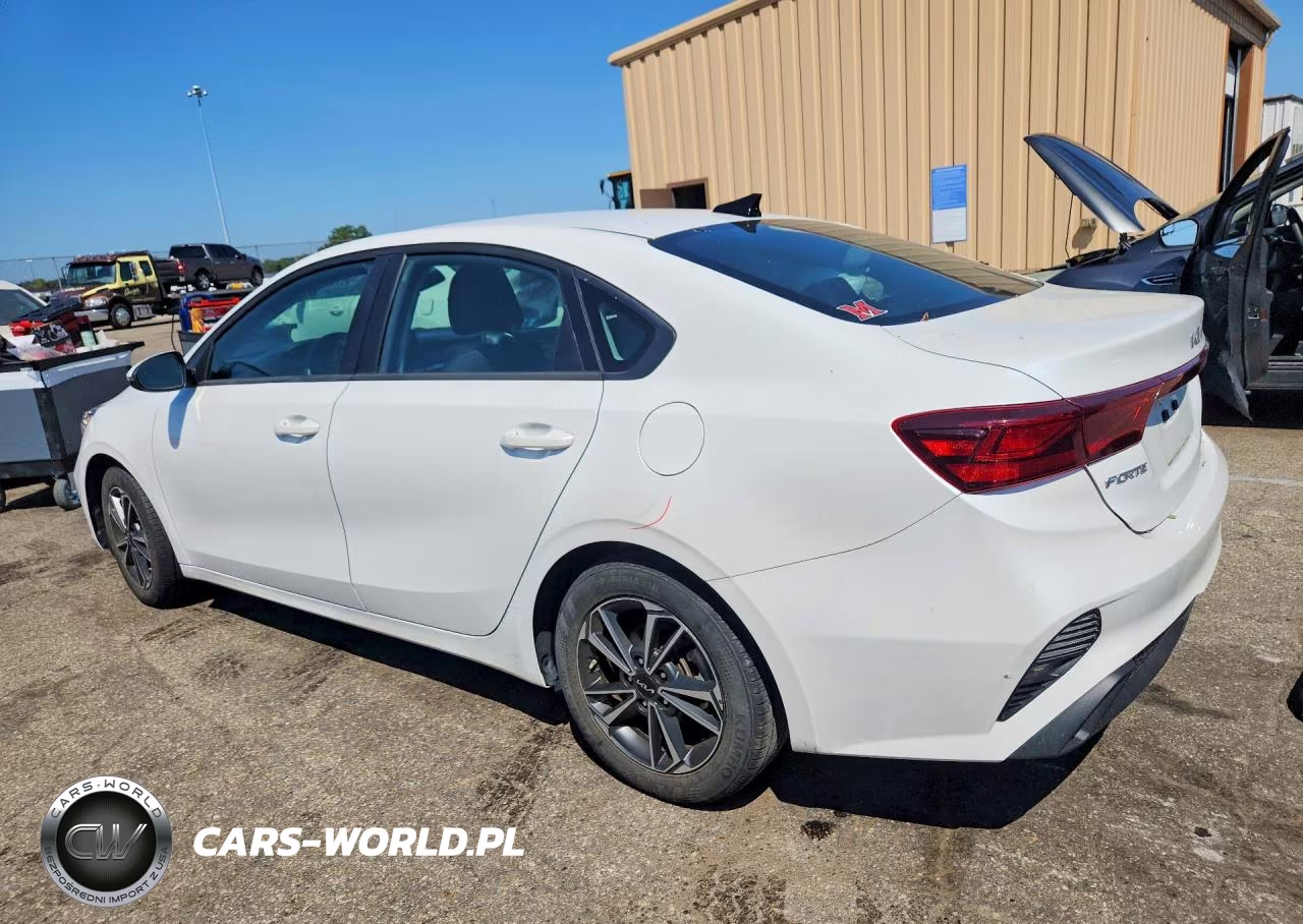 2022 Kia Forte Lxs VIN:3KPF24AD1NE465849 - 2