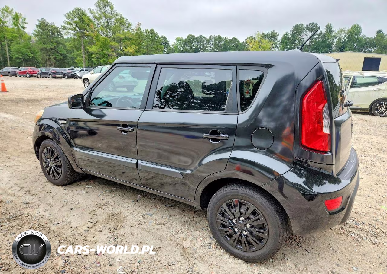 2013 Kia Soul Base VIN:KNDJT2A50D7633323 - 2