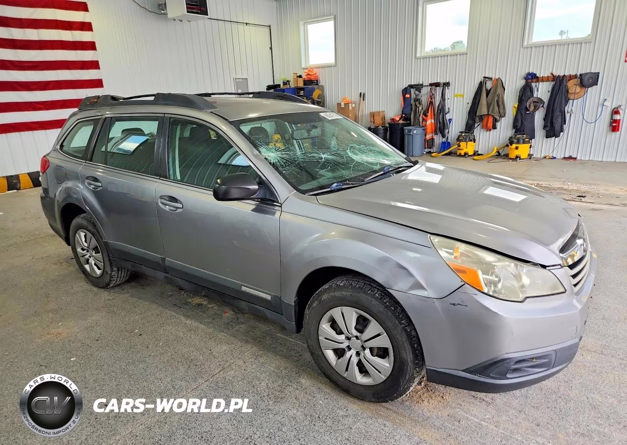 2010 Subaru Outback 2.5I VIN:4S4BRCAC0A3383846 - 4