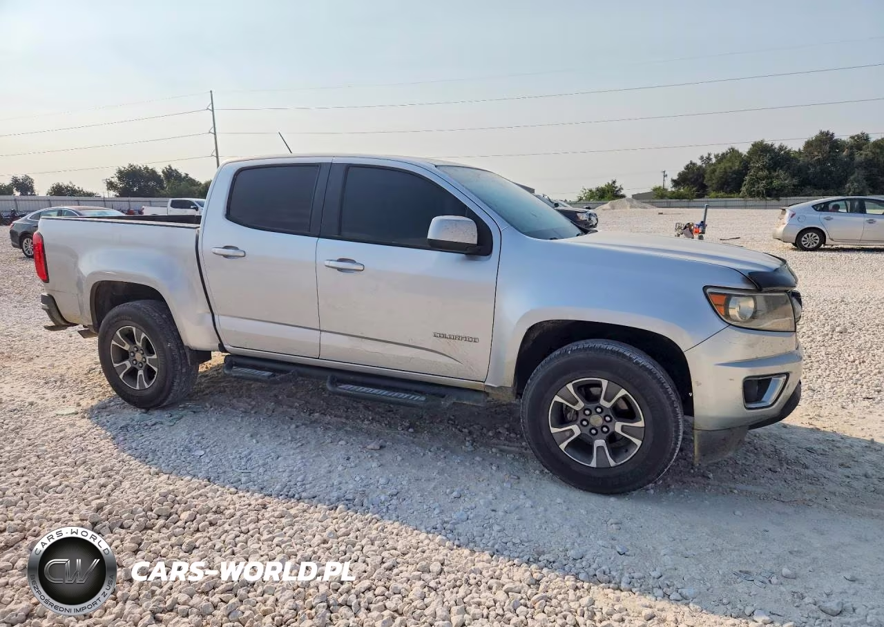 2015 Chevrolet Colorado Z71 VIN:1GCGSCE31F1127825 - 4