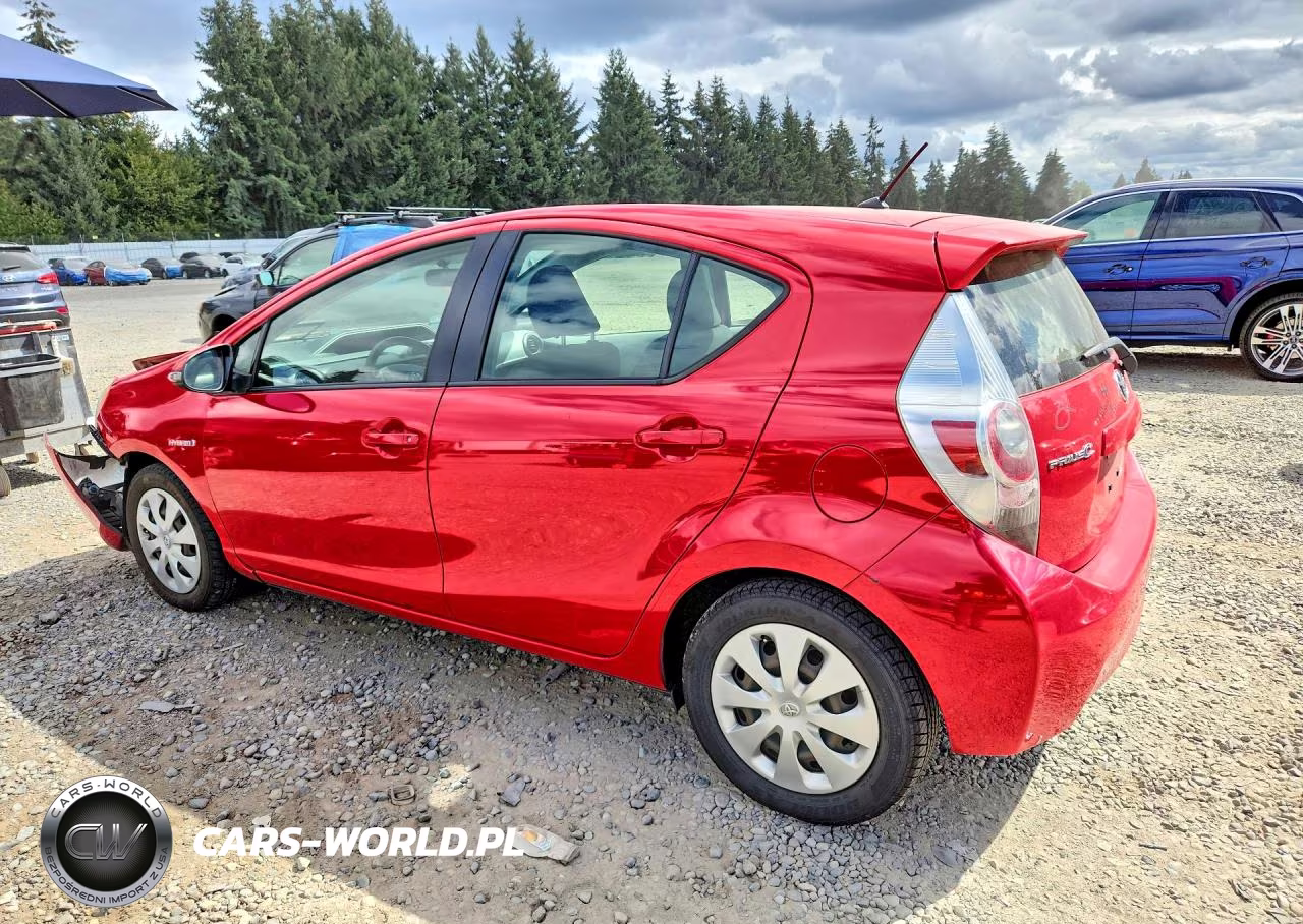 2012 Toyota Prius C Two VIN:JTDKDTB39C1018016 - 2