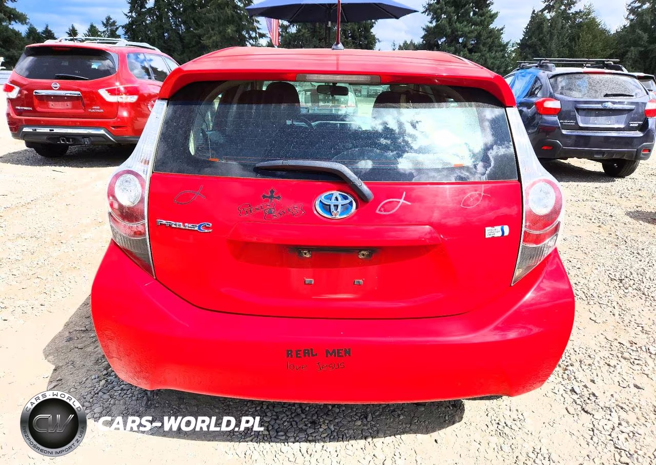 2012 Toyota Prius C Two VIN:JTDKDTB39C1018016 - 6