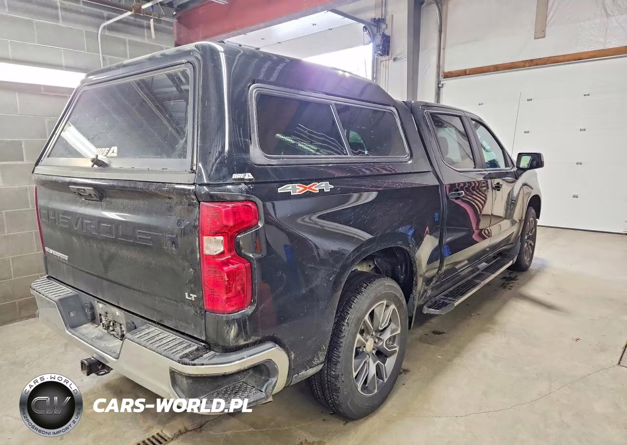 2025 Chevrolet Silverado K1500 Lt VIN:3GCUKDE81SG158167 - 3
