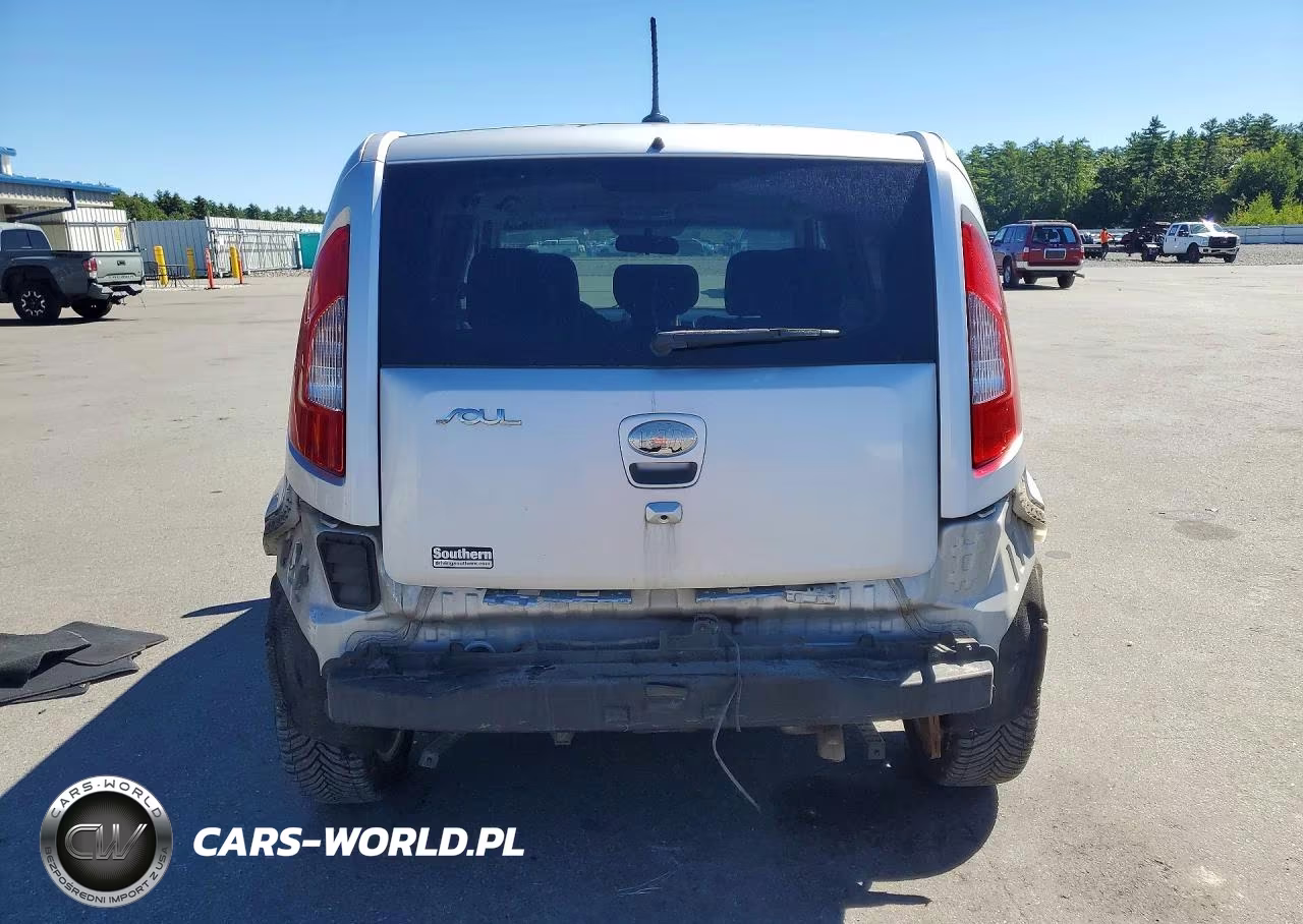 2013 Kia Soul + VIN:KNDJT2A66D7777175 - 6