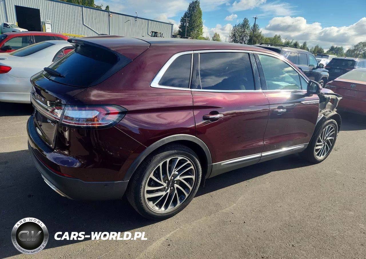 2019 Lincoln Nautilus Reserve VIN:2LMPJ8L93KBL32746 - 3