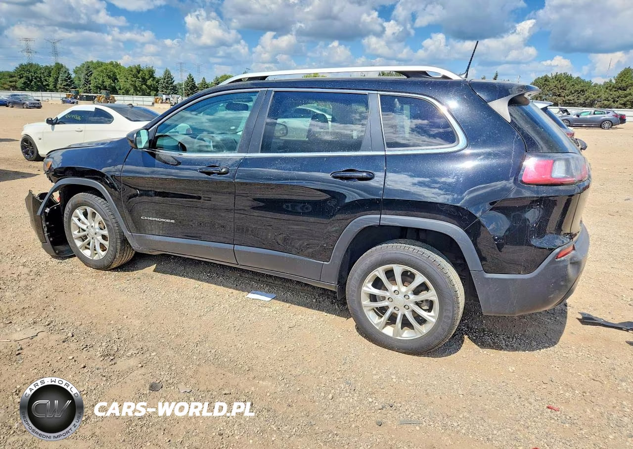 2019 Jeep Cherokee Latitude VIN:1C4PJLCB6KD178257 - 2