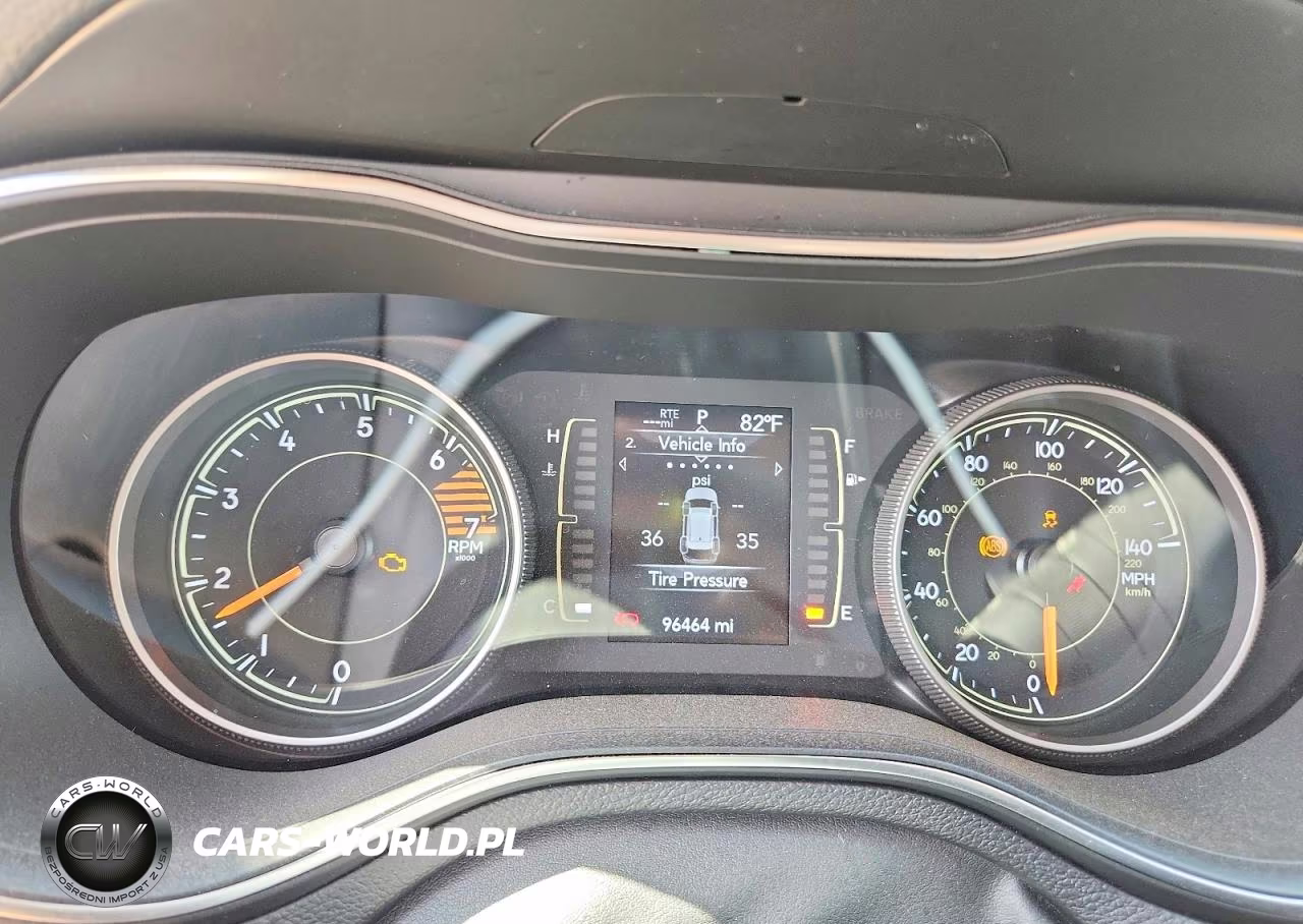 2019 Jeep Cherokee Latitude VIN:1C4PJLCB6KD178257 - 9