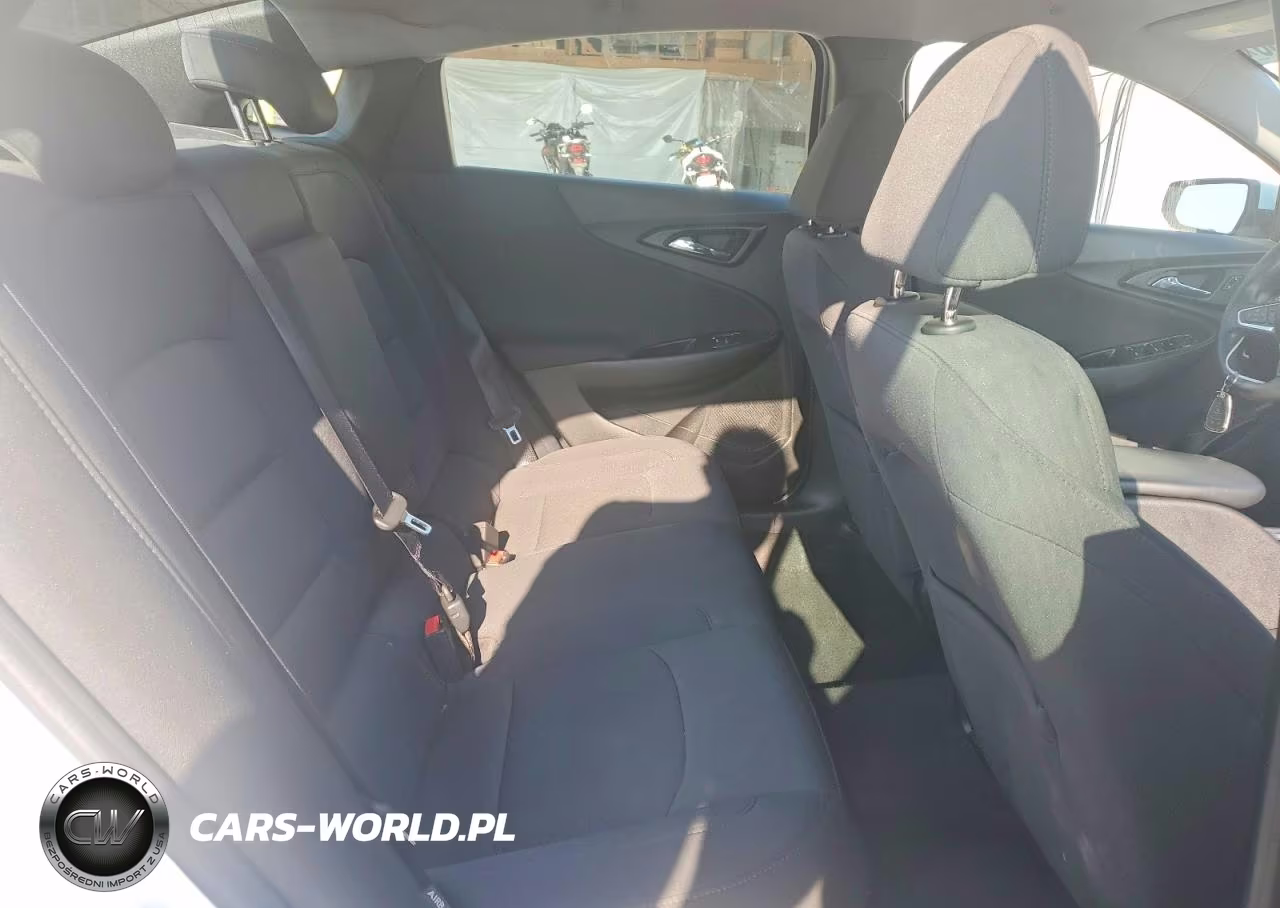 2016 Chevrolet Malibu Ls VIN:1G1ZB5ST2GF308051 - 10
