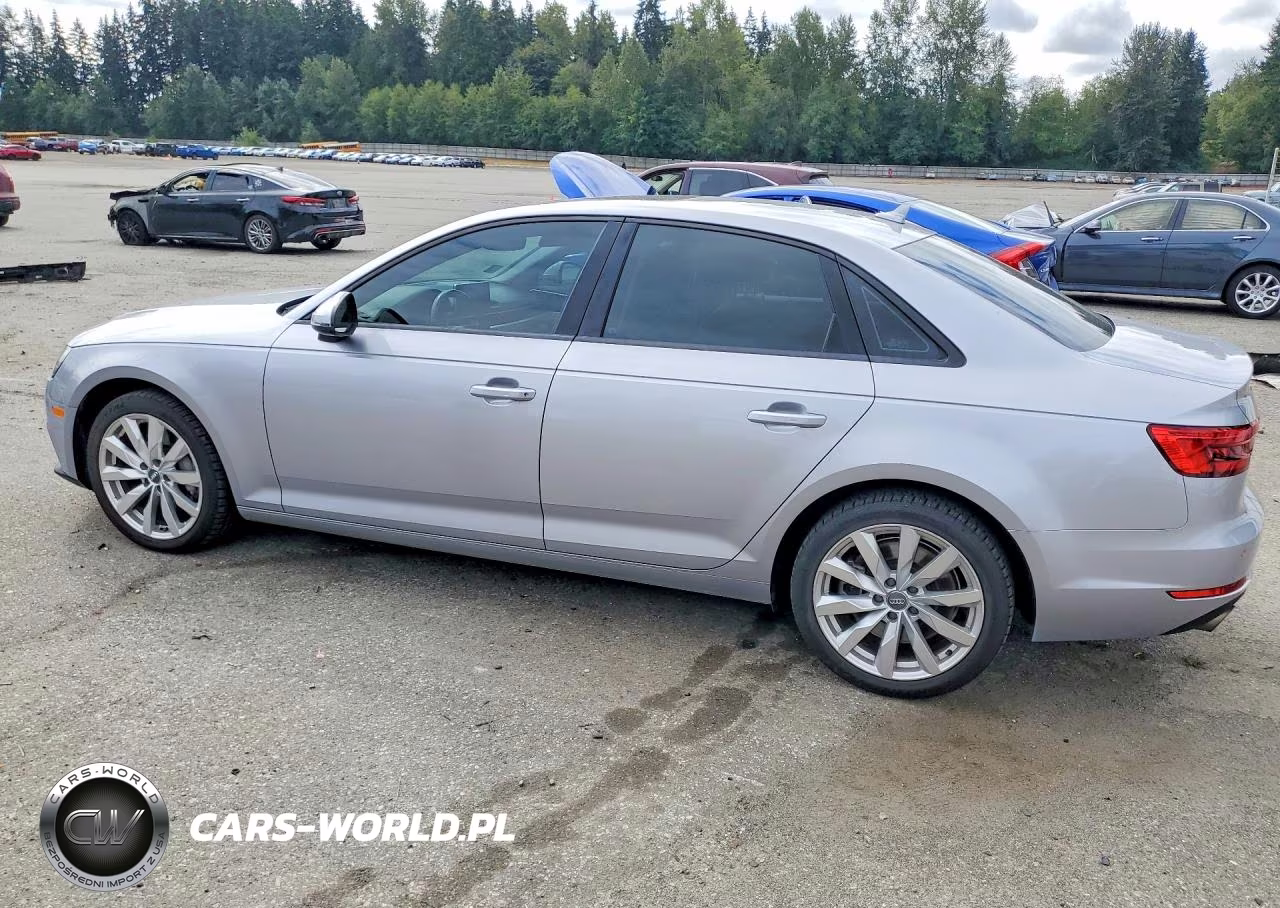 2017 Audi A4 Premium VIN:WAUANAF49HN002492 - 2