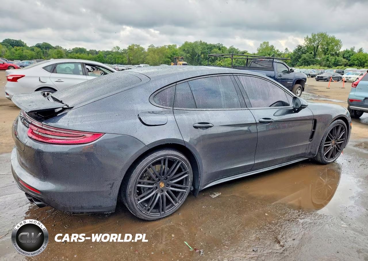 2018 Porsche Panamera 4S VIN:WP0AB2A77JL131898 - 3