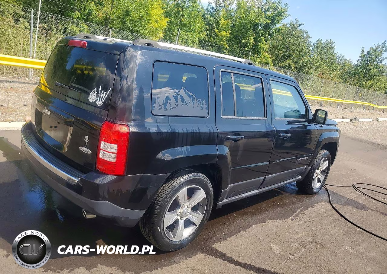 2016 Jeep Patriot Latitude VIN:1C4NJPFA6GD726752 - 3