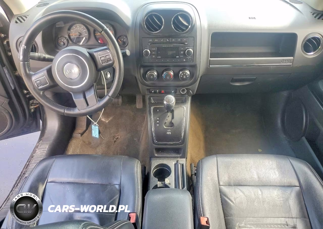 2016 Jeep Patriot Latitude VIN:1C4NJPFA6GD726752 - 8