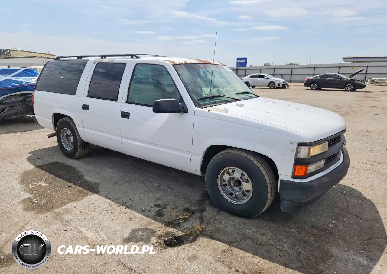 1996 Chevrolet Suburban C1500 VIN:3GNEC16R2TG137294 - 4