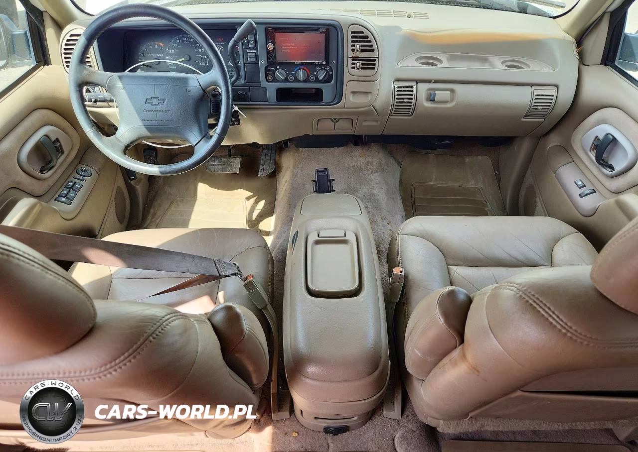 1996 Chevrolet Suburban C1500 VIN:3GNEC16R2TG137294 - 8