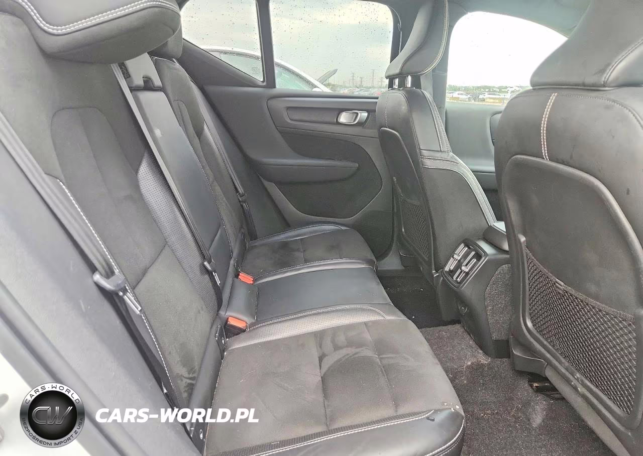 2019 Volvo Xc40 T5 R-Design VIN:YV4162UM7K2146573 - 10