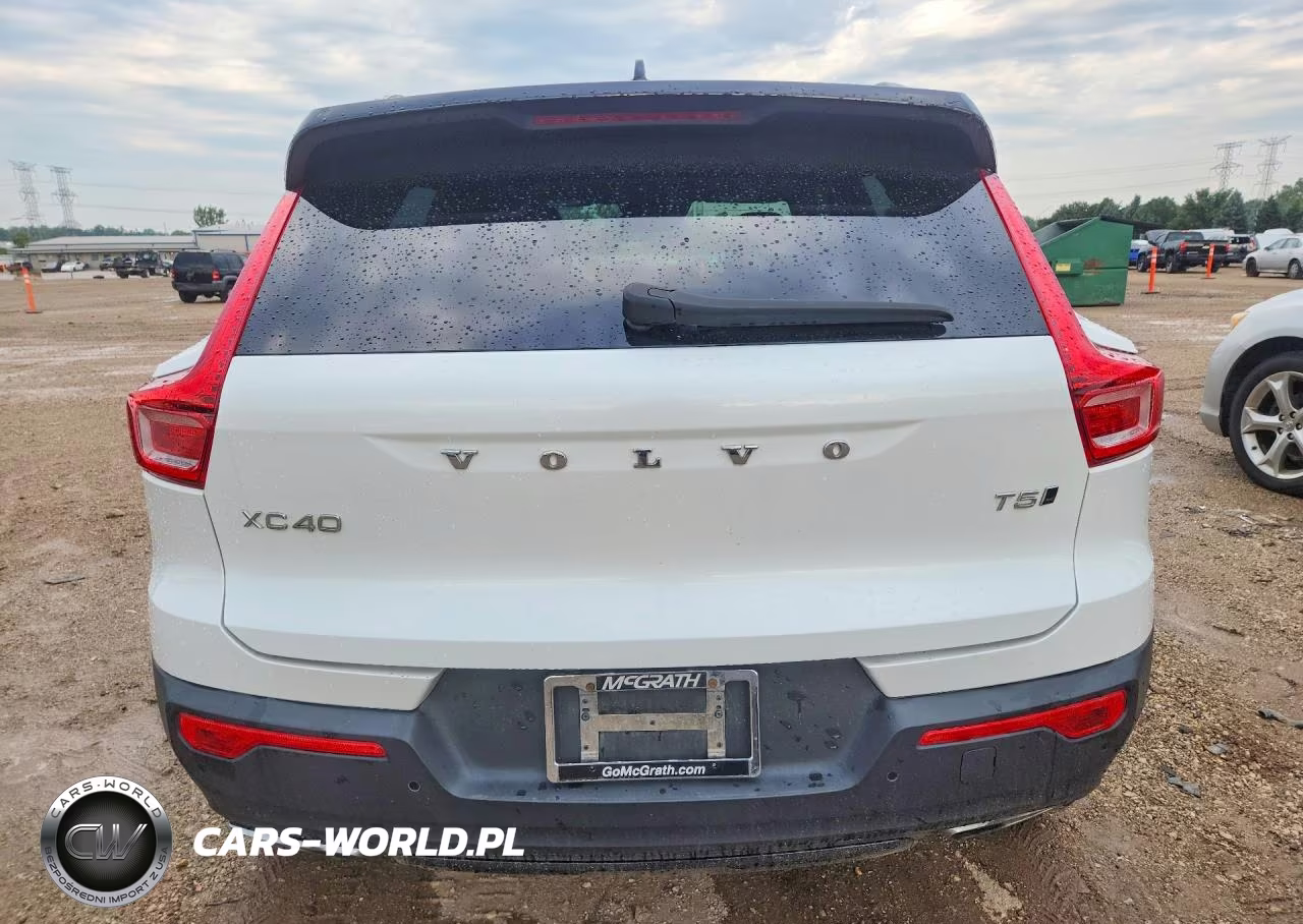 2019 Volvo Xc40 T5 R-Design VIN:YV4162UM7K2146573 - 6