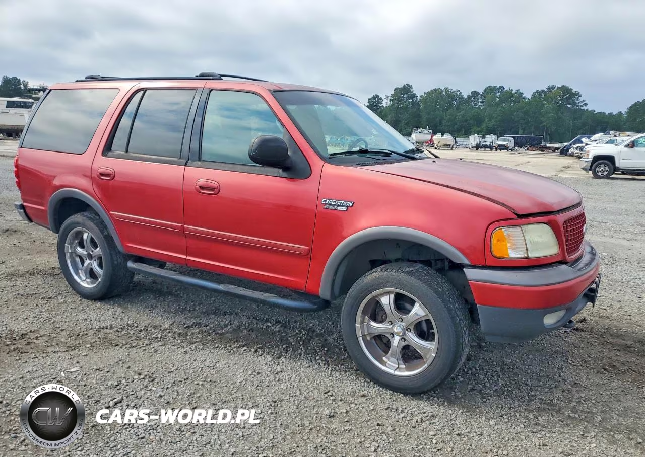 2002 Ford Expedition Xlt VIN:1FMEU16W32LA63778 - 4