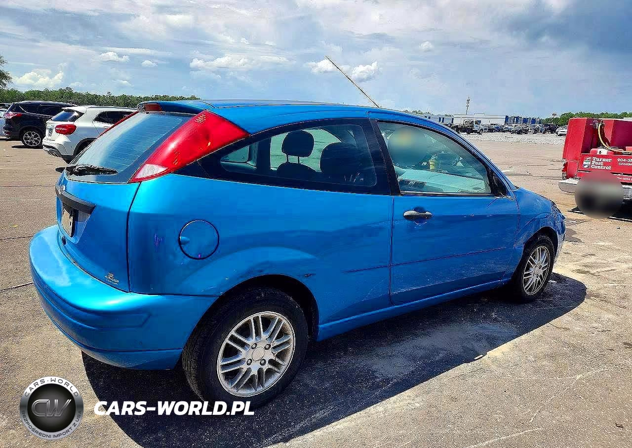 2007 Ford Focus Zx3 VIN:1FAFP31N67W170555 - 3