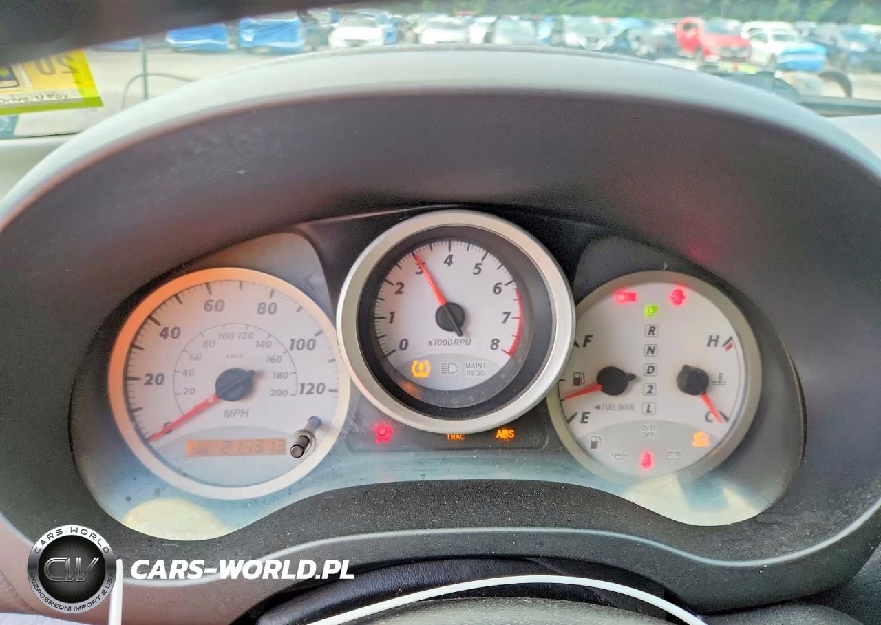 2005 Toyota Rav4 Base VIN:JTEHD20V056042635 - 9