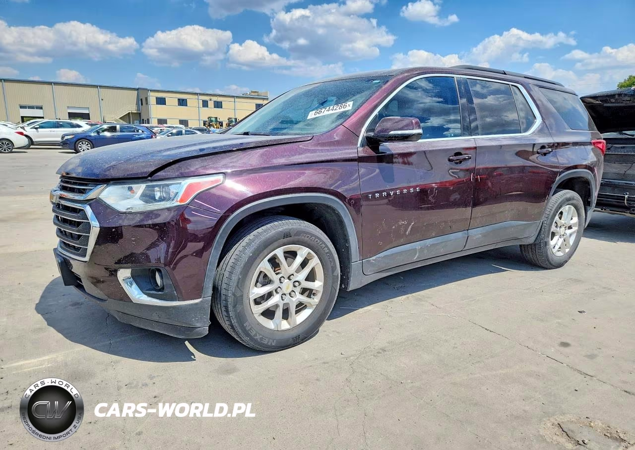 2019 Chevrolet Traverse Lt VIN:1GNERGKW9KJ208324 - 1
