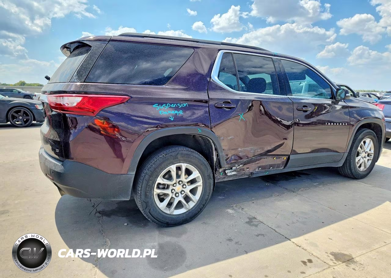 2019 Chevrolet Traverse Lt VIN:1GNERGKW9KJ208324 - 3
