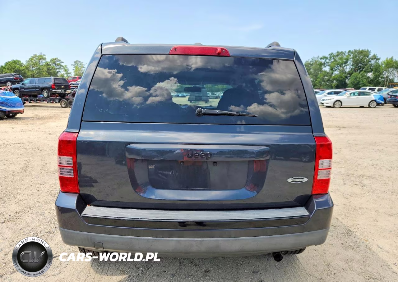 2015 Jeep Patriot Sport VIN:1C4NJPBA3FD296215 - 6