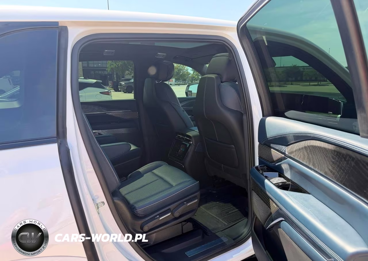 2025 Cadillac Escalade Iq Sport-2 VIN:1GYTEFKL0SU105099 - 6
