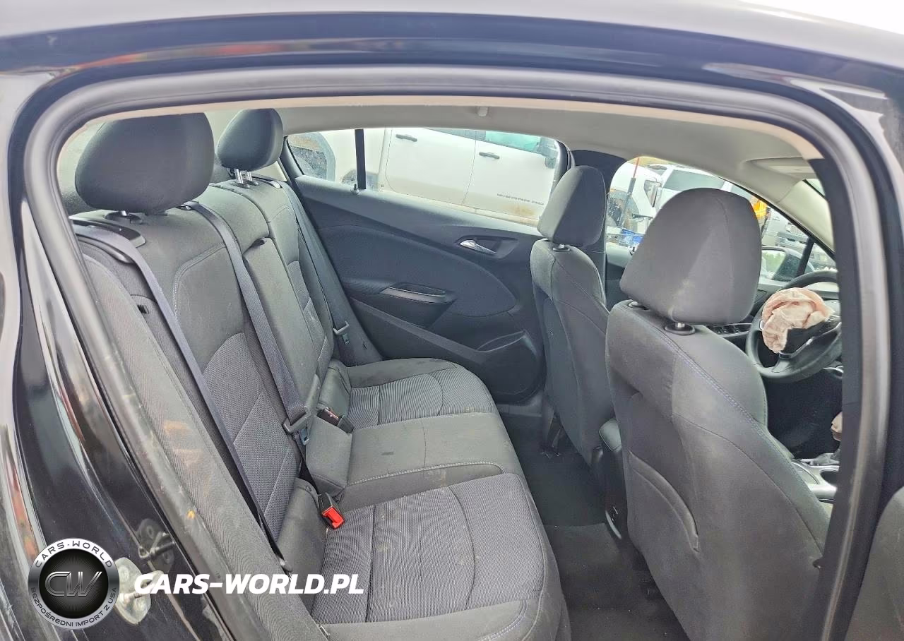 2018 Chevrolet Cruze Lt VIN:1G1BE5SM3J7167543 - 10