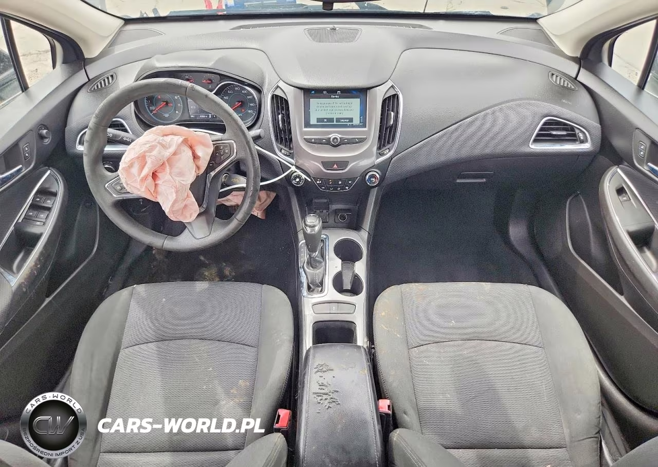 2018 Chevrolet Cruze Lt VIN:1G1BE5SM3J7167543 - 8