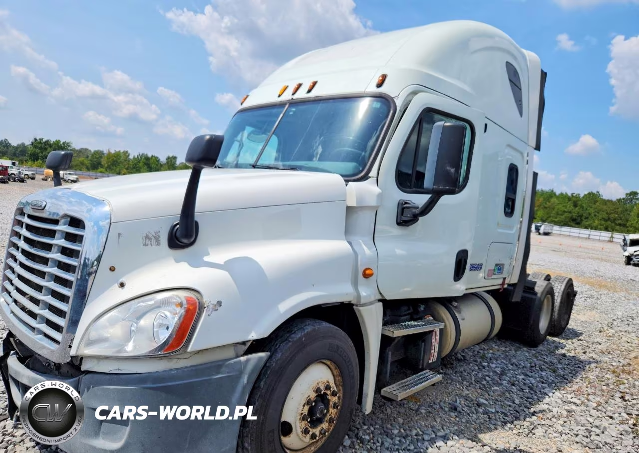 2013 Freightliner Cascadia 125
