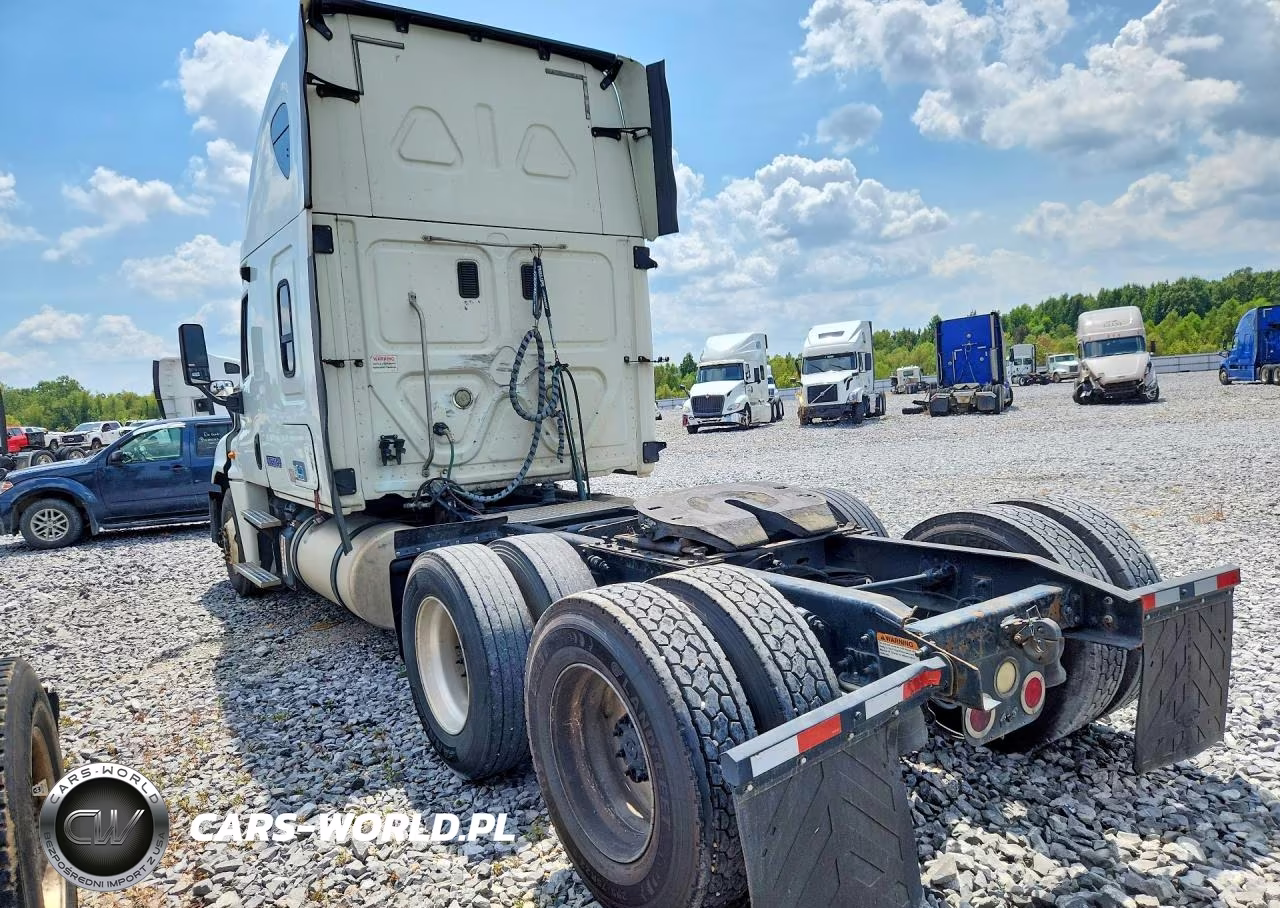 2013 Freightliner Cascadia 125 VIN:1FUJGLBG7DLFH6143 - 2