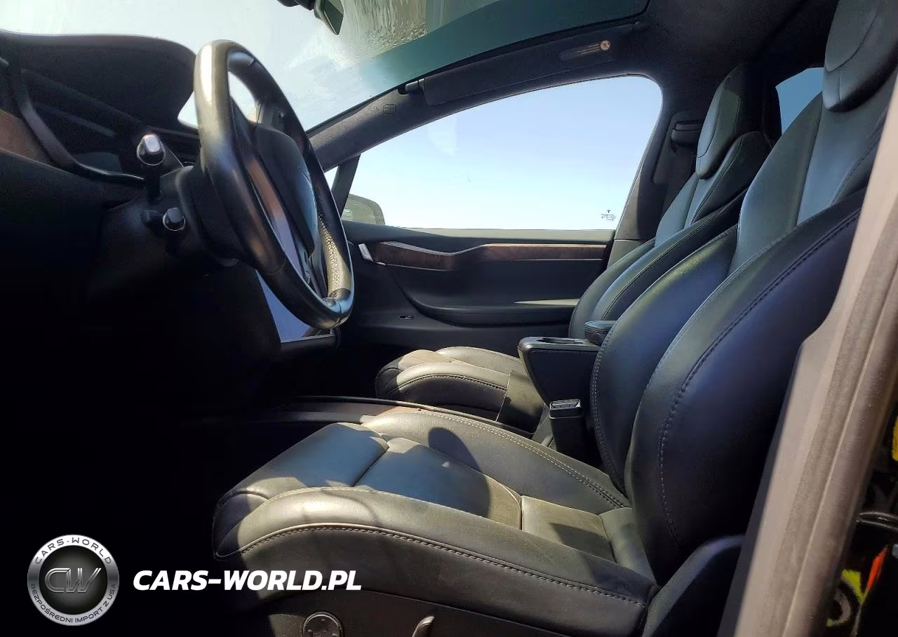 2019 Tesla Model X VIN:5YJXCDE29KF182728 - 7