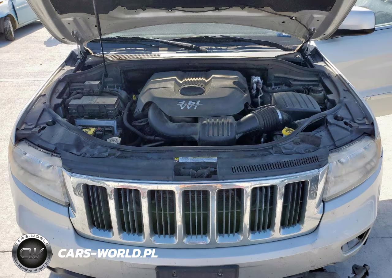 2012 Jeep Grand Cherokee Laredo VIN:1C4RJEAG2CC151020 - 11