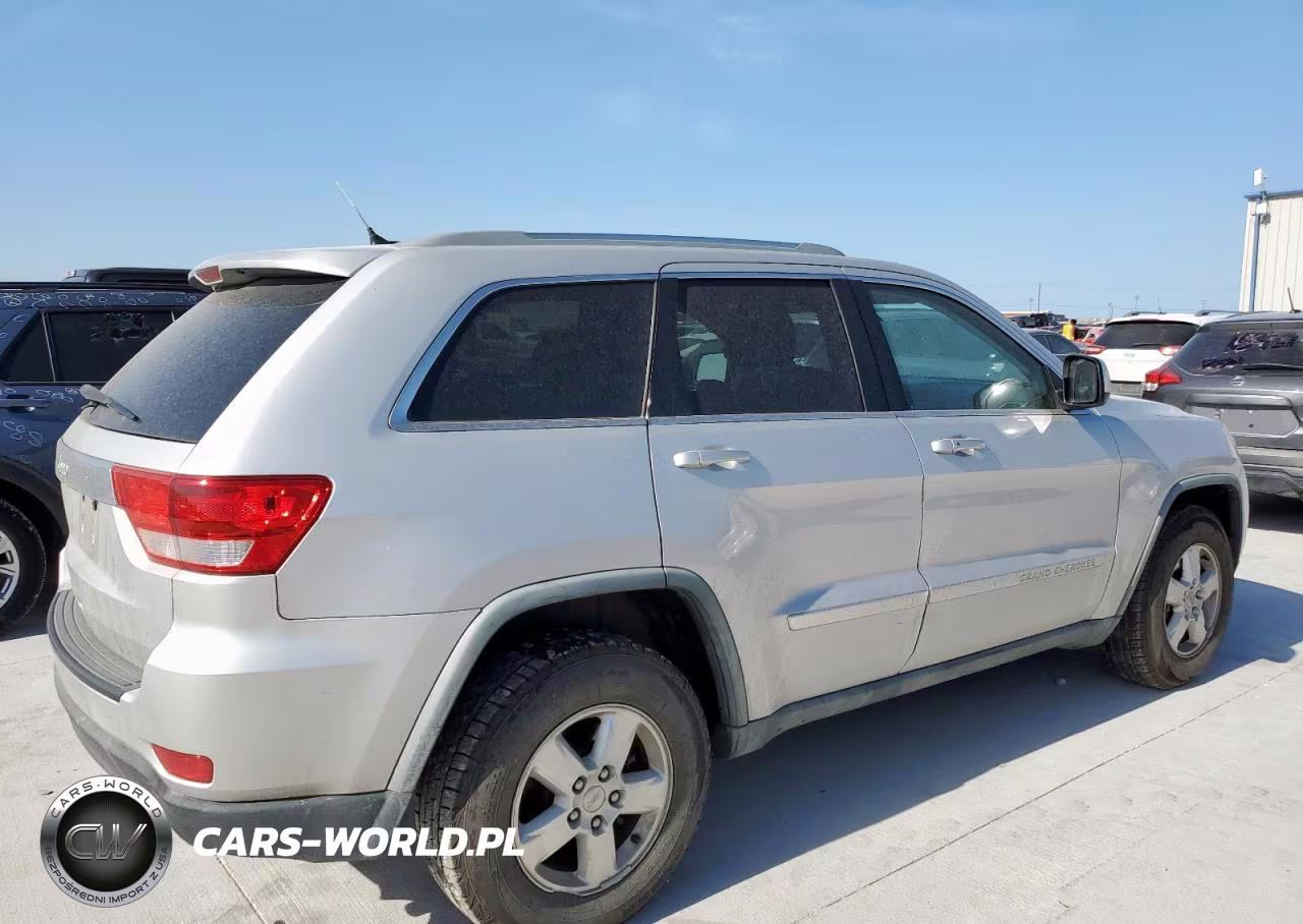 2012 Jeep Grand Cherokee Laredo VIN:1C4RJEAG2CC151020 - 3