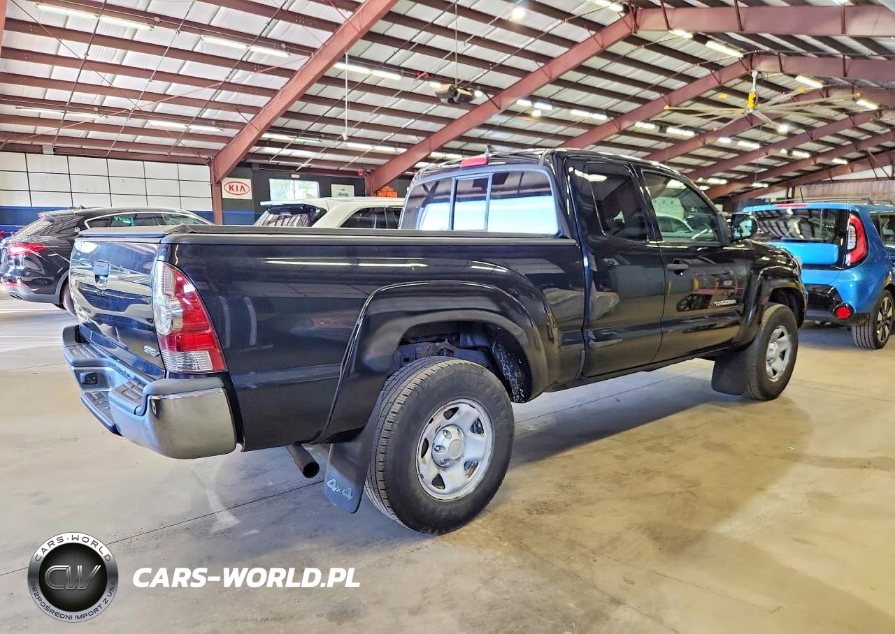 2014 Toyota Tacoma Base VIN:5TFUX4EN2EX025585 - 3