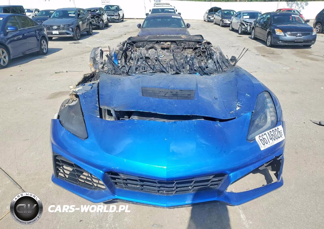 2014 Chevrolet Corvette Stingray Z51 3Lt VIN:1G1YM2D70E5000464 - 5