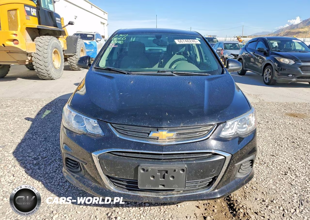 2018 Chevrolet Sonic Ls VIN:1G1JB5SH6J4123187 - 5