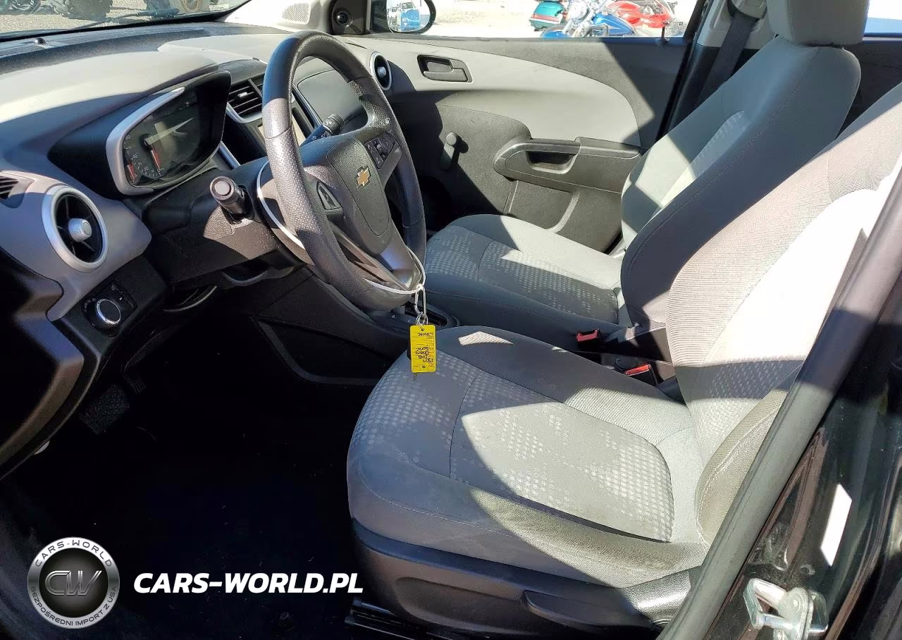 2018 Chevrolet Sonic Ls VIN:1G1JB5SH6J4123187 - 7