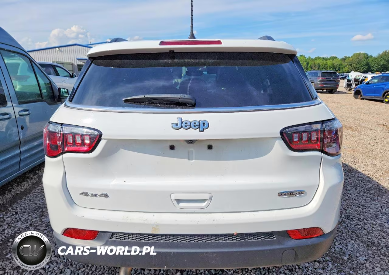 2025 Jeep Compass Latitude VIN:3C4NJDBN0ST547312 - 6